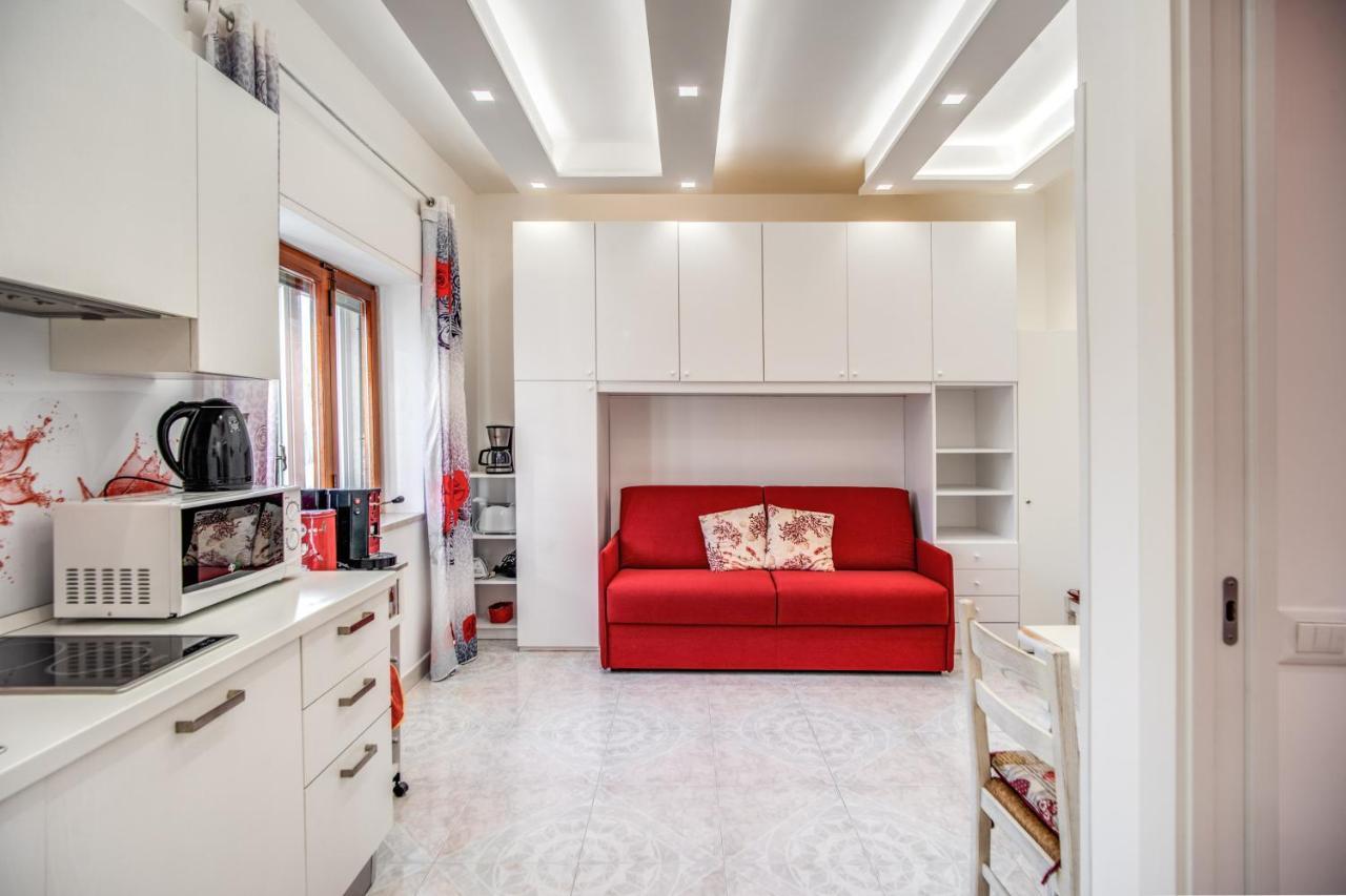 Casa Lolla, Red Rose In The Heart Of Sorrento公寓 外观 照片