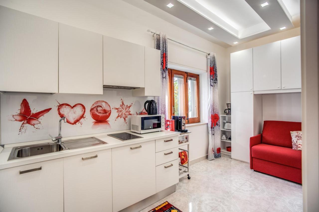Casa Lolla, Red Rose In The Heart Of Sorrento公寓 外观 照片